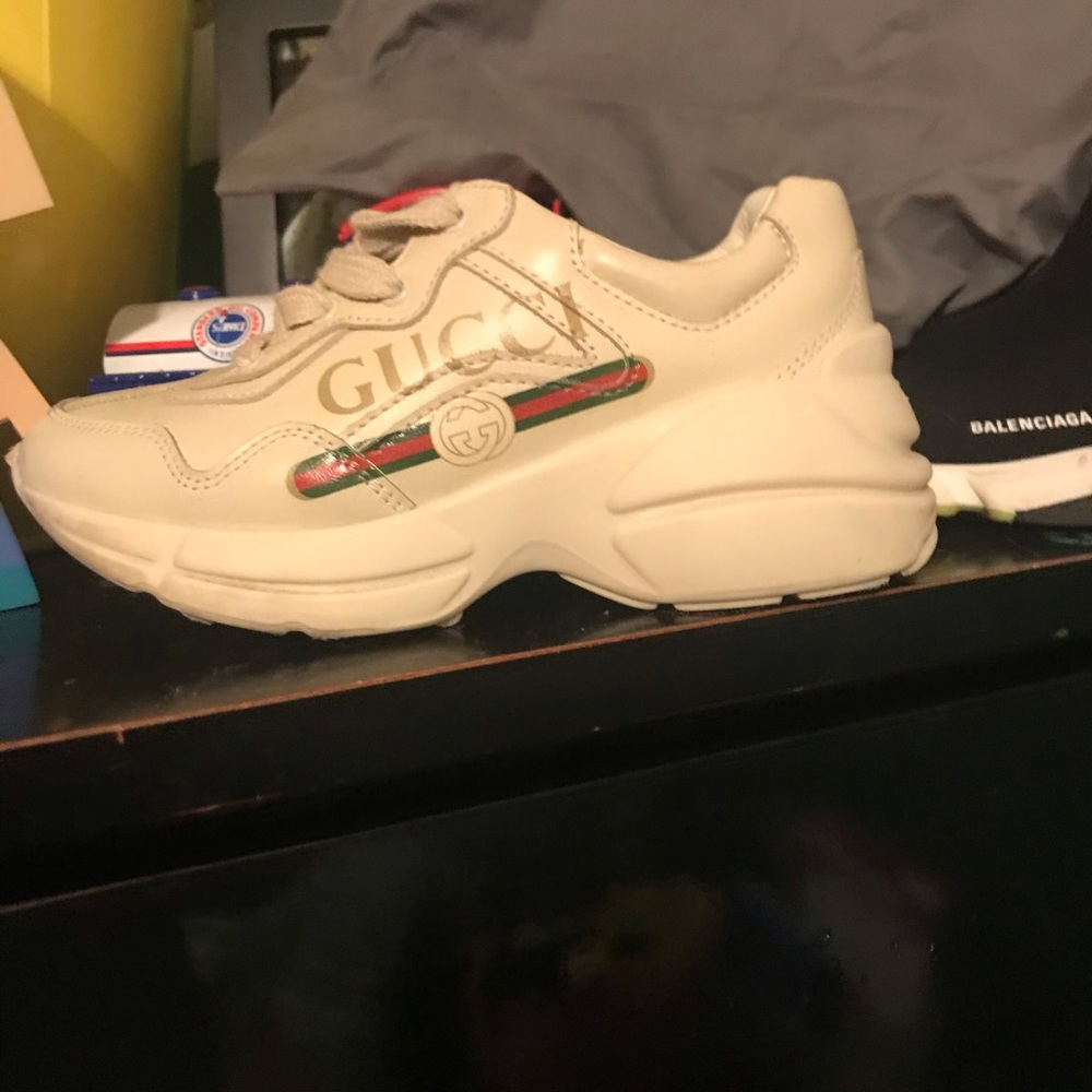 Gucci authentic rhinestone shoes  size  28